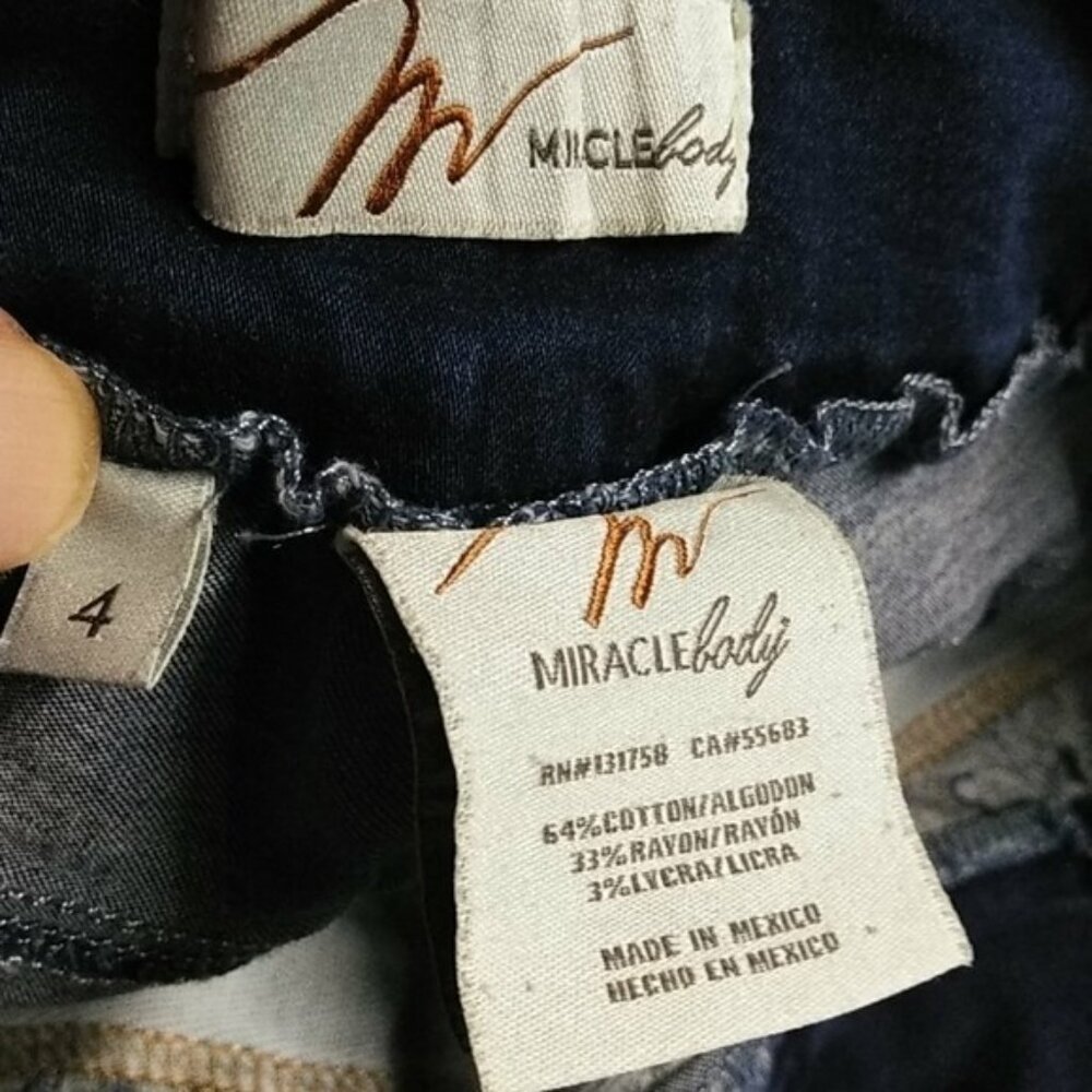 Miracle Body Stretch Shorts 4 Jeans - Picture 4 of 4
